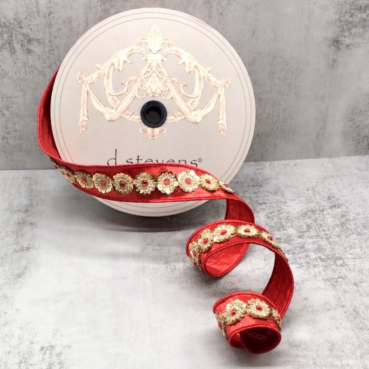 1.5" x 10yds metallic dupion gold sequin trim, red