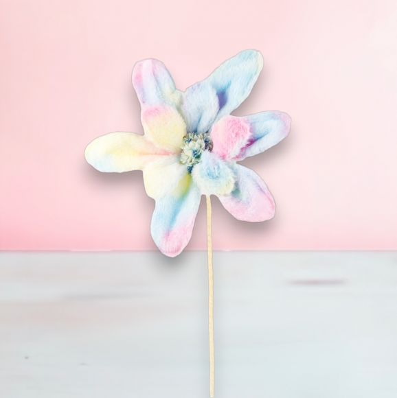 15in Wide Rainbow Flower Stem