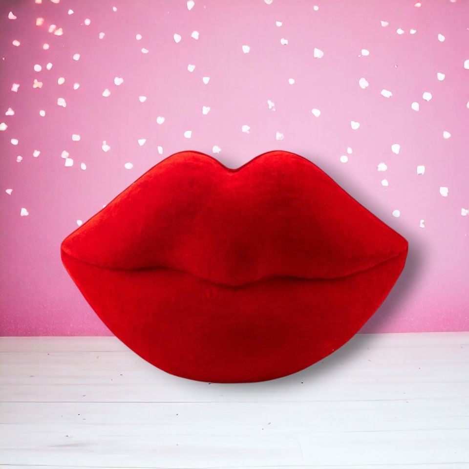 13.5" Cupid's Valentine Red Lips