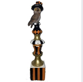 24 INCH RESIN FINIAL OWL HALLOWEEN