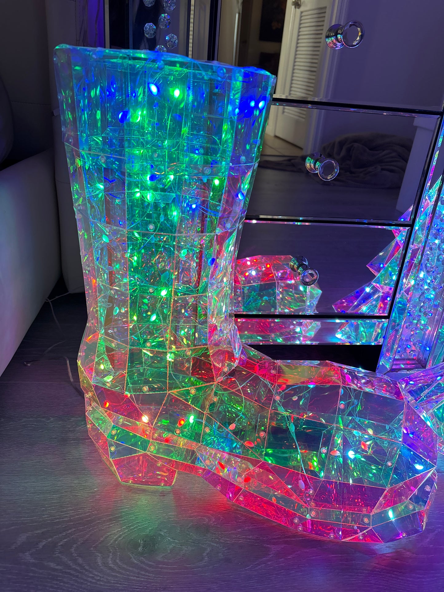 20" Iridescent LED Christmas Santa Boot