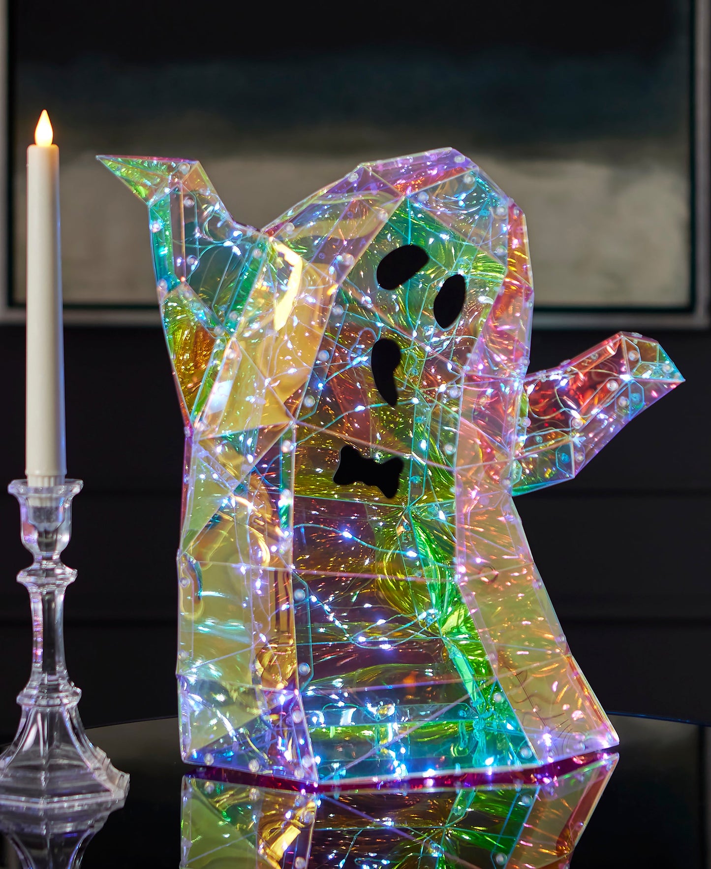 Iridescent Spooky Ghost II 16", LED lights