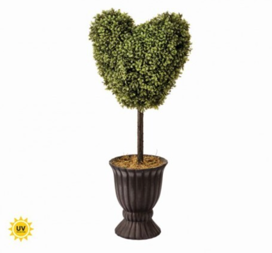 Cupid's Valentine 30" BOXWOOD UV TREAT HEART