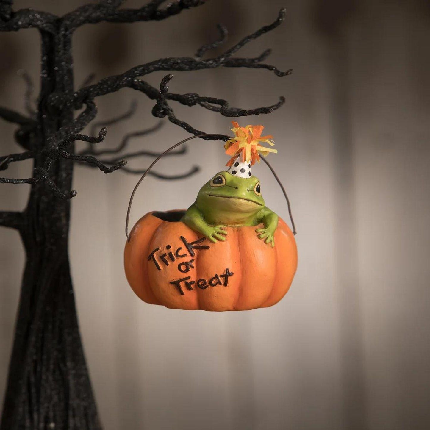 Bethany Lowe Party Frog In Pumpkin Ornament.