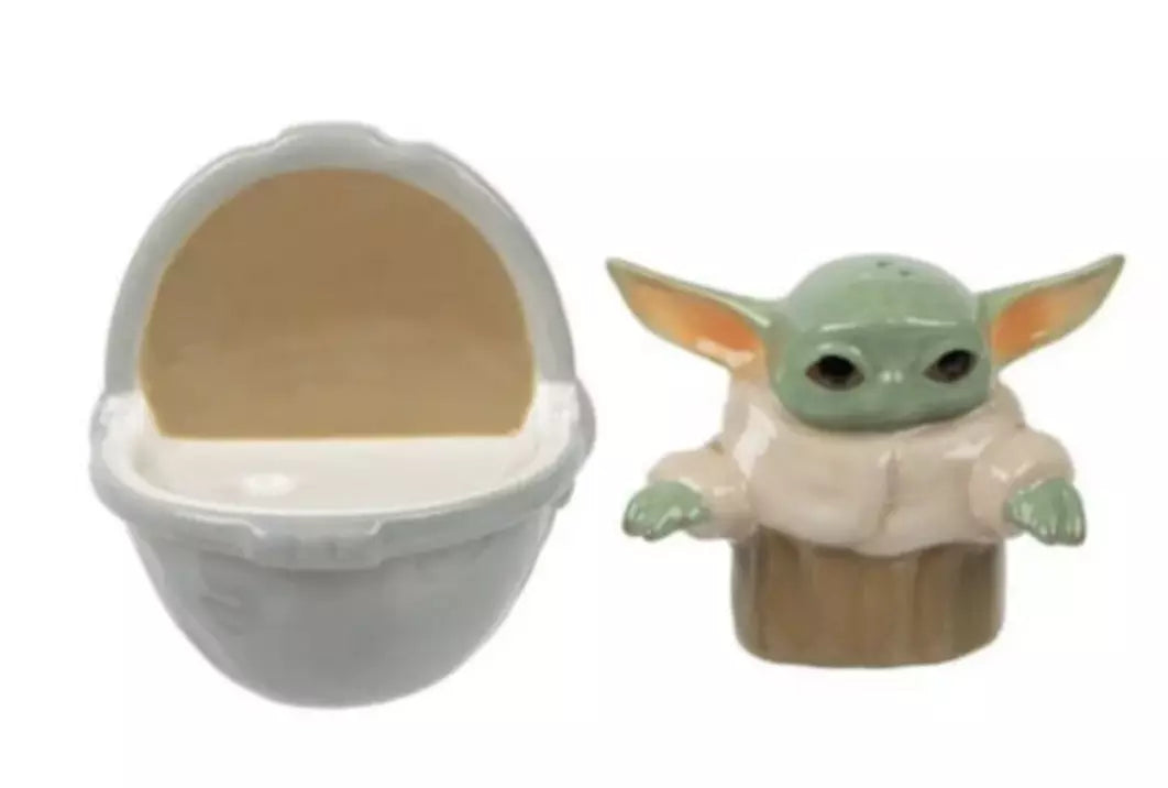 Star Wars Mandalorian - The Child / Baby Yoda Ceramic Salt & Pepper Shakers